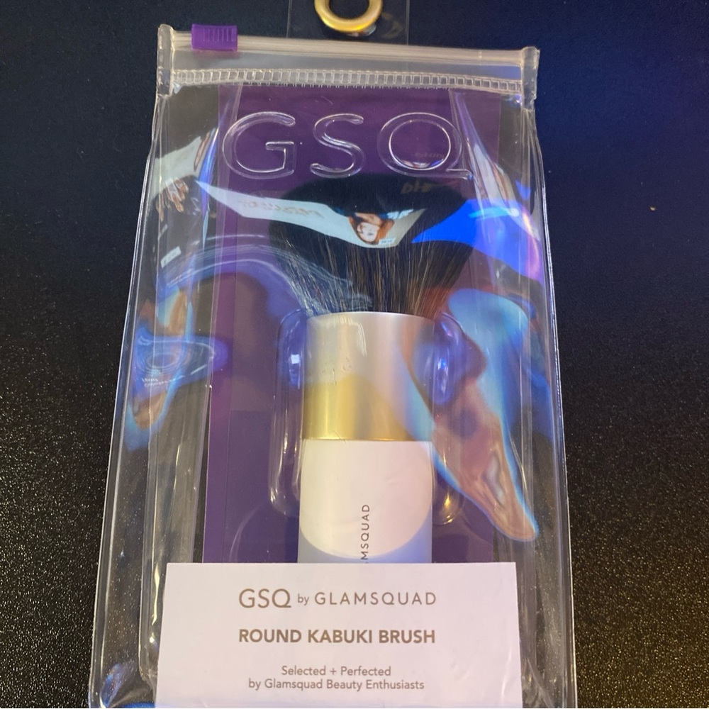 GSQ BY GLAMSQUAD ~ ROUND KABUKI BRUSH ~ BOXED